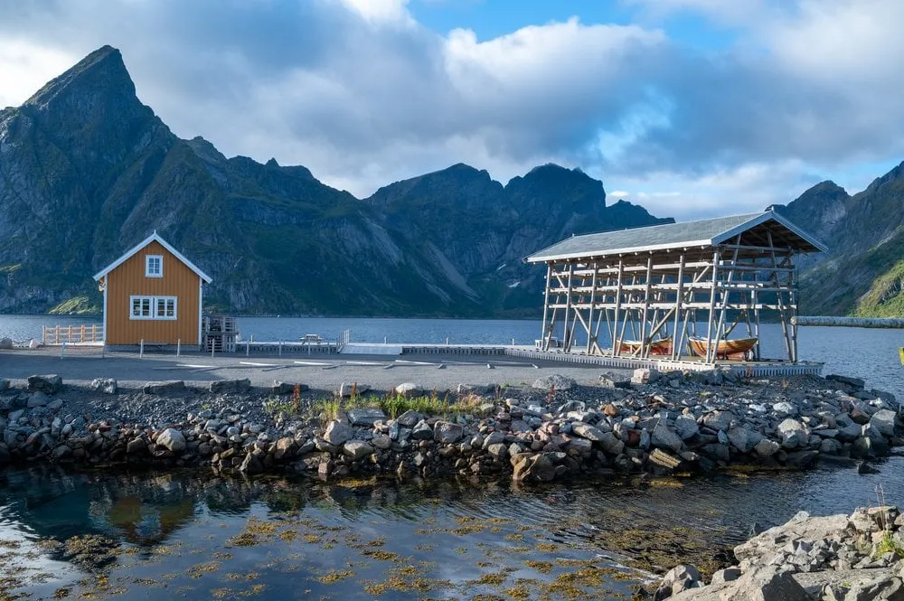 Sakrisøy - Nusfjord. Bild 15
