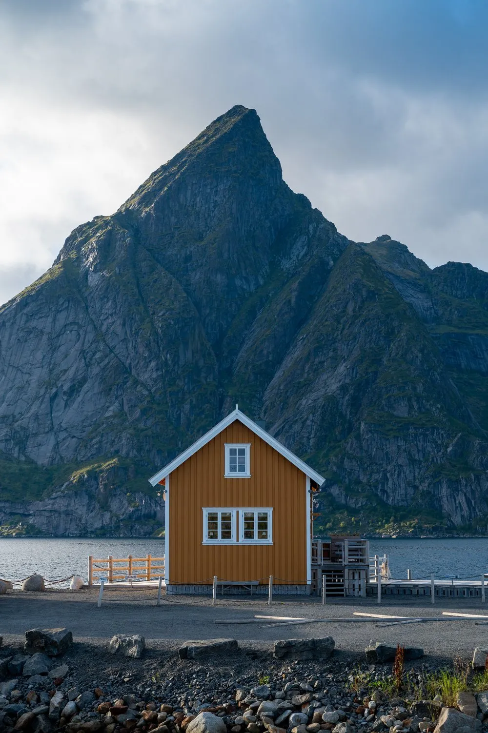Sakrisøy - Nusfjord. Bild 20