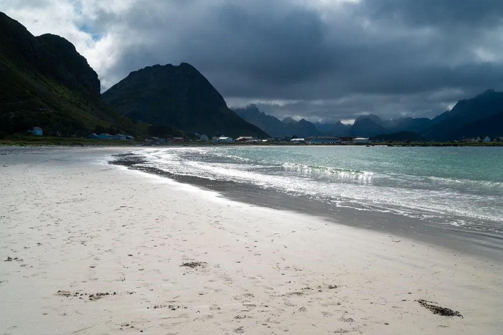 Sakrisøy - Nusfjord. Bild 6